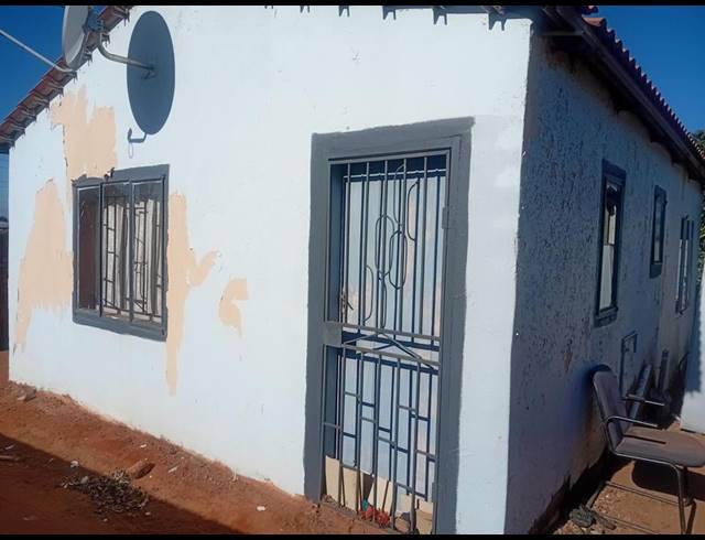 2 BEDROOM HOUSE FOR SALE IN SOSHANGUVE L